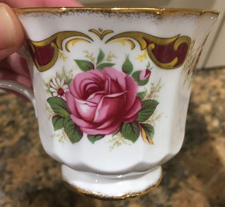 Buckingham Footed Cup by Elizabethan-1