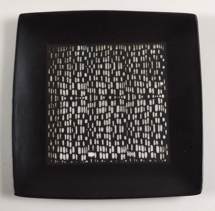 Naina Dinner Plate by Elama-1