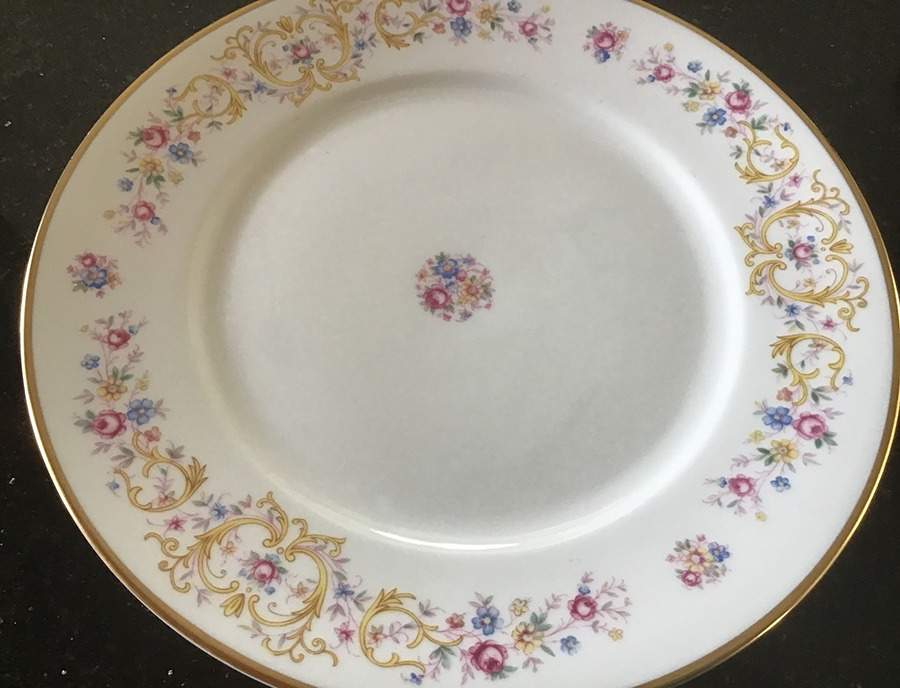 Darby Dinner Plate by Edelstein-1