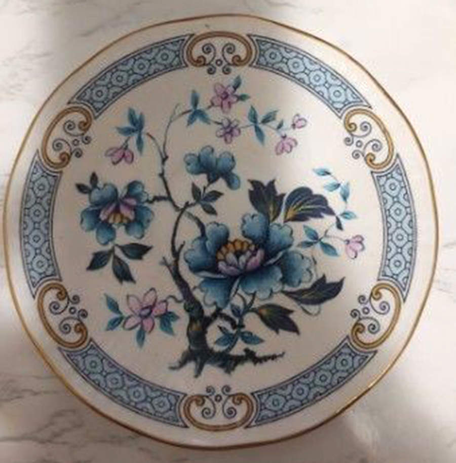 ELZ71 Saucer by Elizabethan-1
