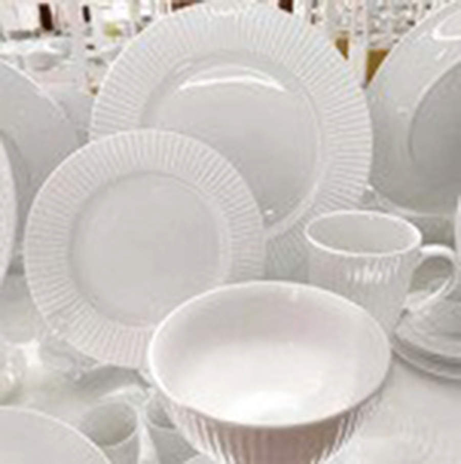 Reese Dinner Plate by Elle Decor-1