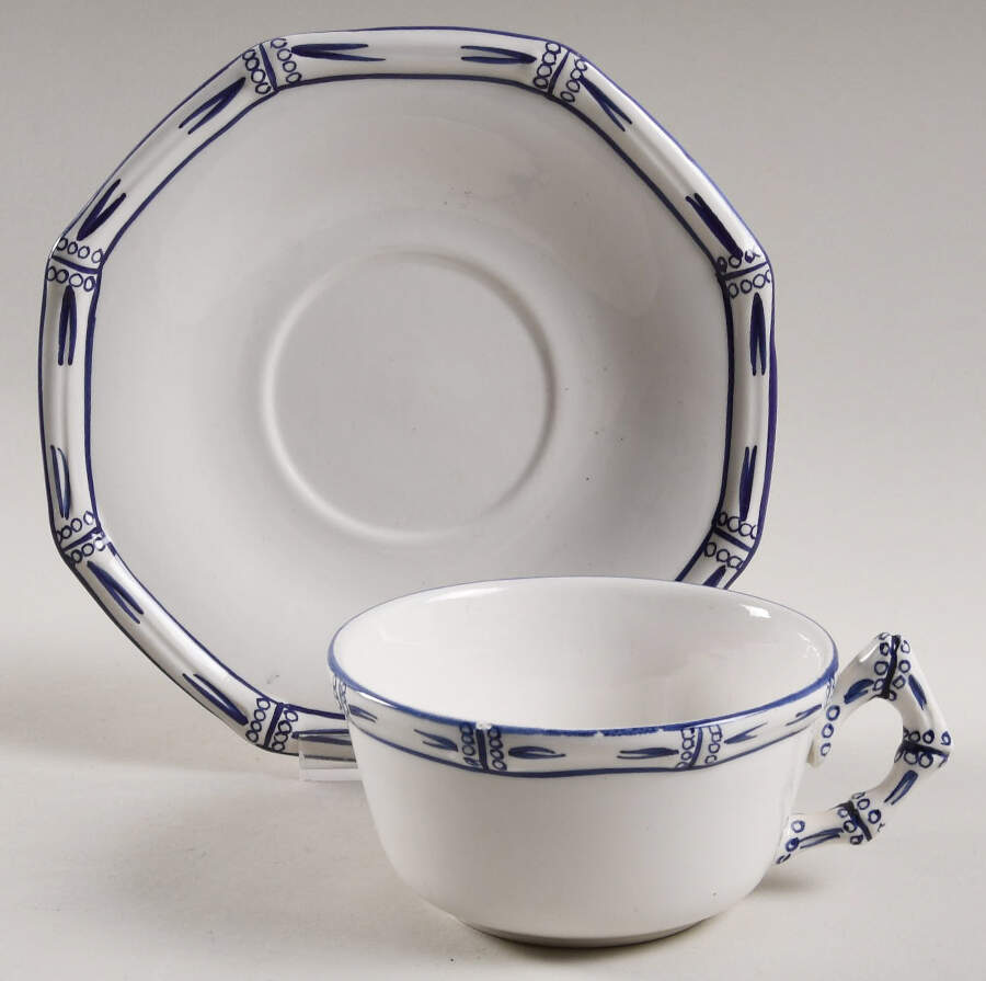 ESE63 Flat Cup & Saucer Set by Este-1