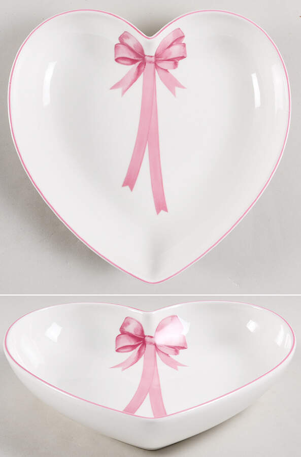 EAT22 9" Heart Shaped Bowl by Eaton Dining-1