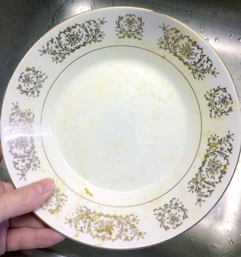 Gold Lace Dinner Plate by Fine China of Japan-1