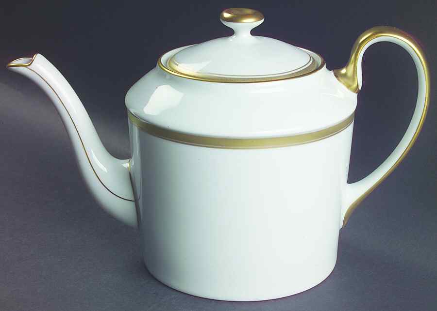 Empress Elisabeth Teapot & Lid by Faberge-1