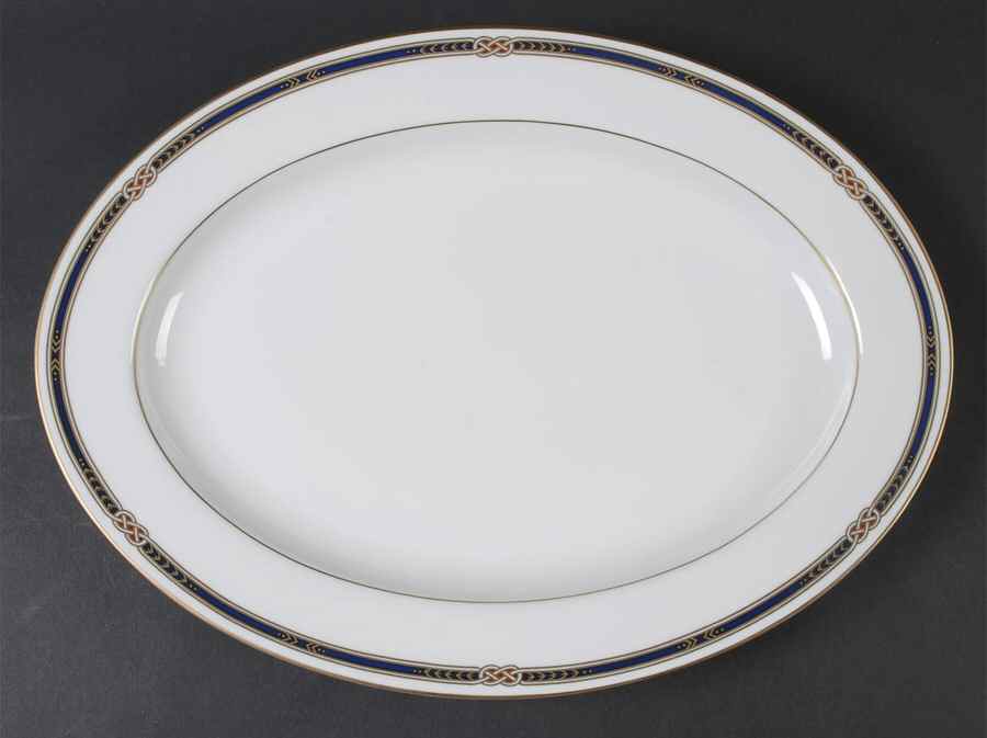 Monarch 14" Oval Serving Platter by Faberge-1