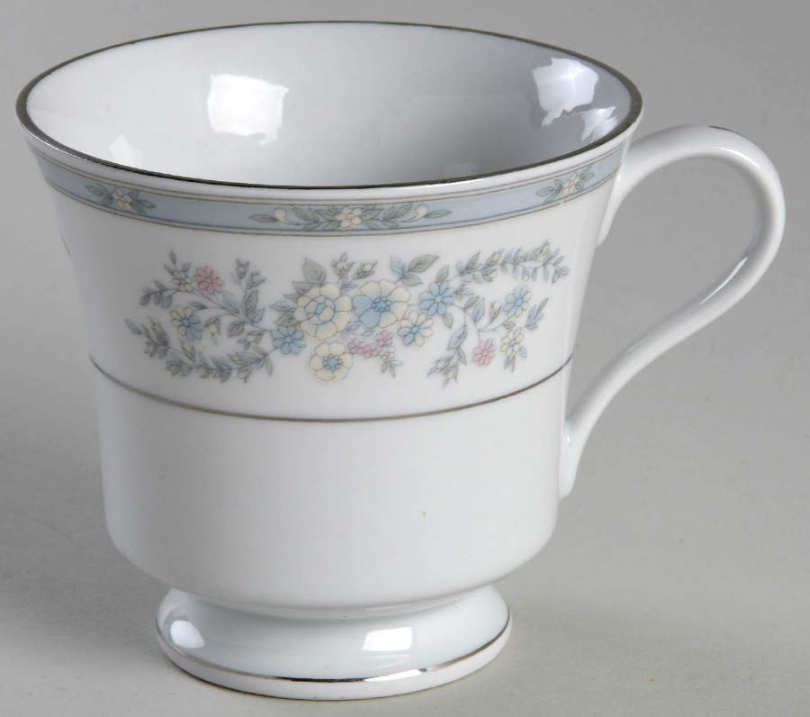Versailles Footed Cup by Fairfield-1