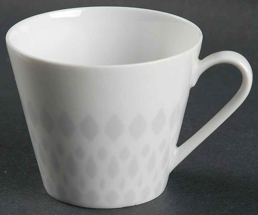 Fantasia Flat Cup by Fairwood-Schonwald-1