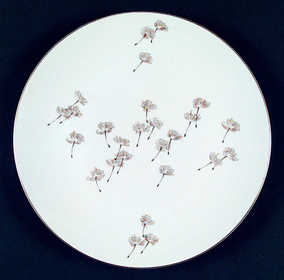 Thistledown Dinner Plate by Fairwood-Schonwald-1