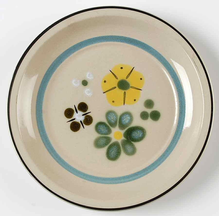 Anemone Salad Plate by Fashion Manor-1