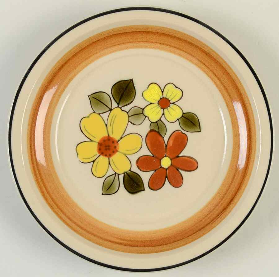 Daisy Vale Salad Plate by Fashion Manor-1