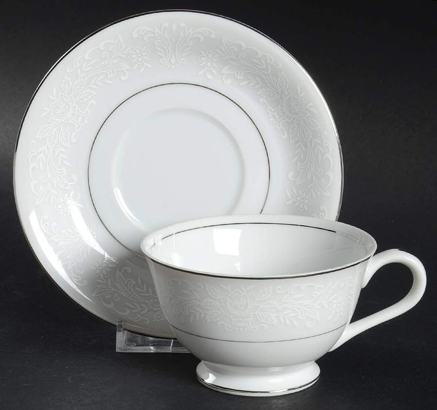 Lady Elegant Footed Cup & Saucer Set by Fashion Manor-1