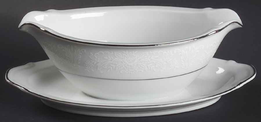 Lady Elegant Gravy Boat with Attached Underplate by Fashion Manor-1
