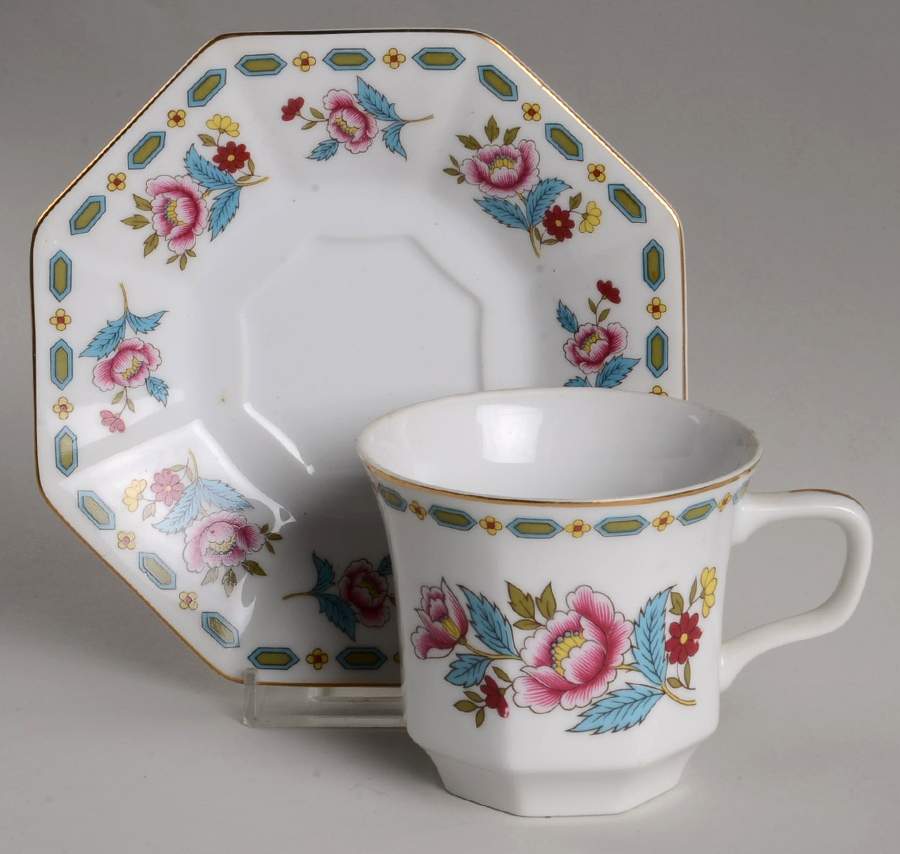 Marquis Flat Cup & Saucer Set by Fashion Manor-1