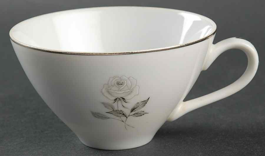 Solitude Flat Cup by Fashion Manor-1