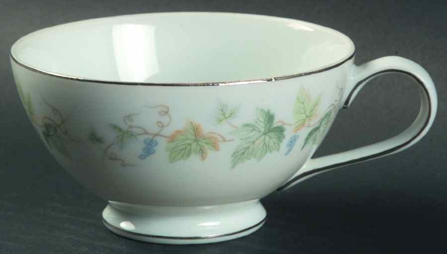 Vineyard Footed Cup by Fashion Manor-1