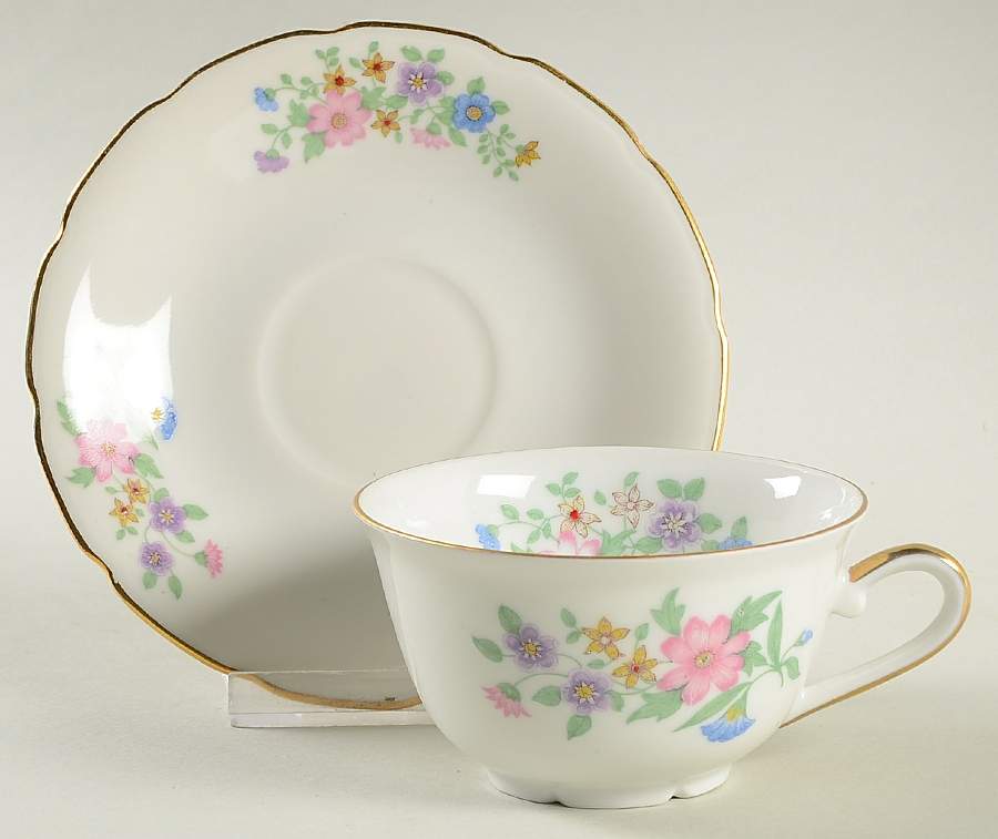 FAN2 Flat Cup & Saucer Set by France-1