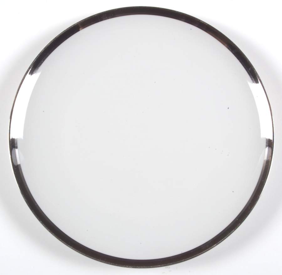 Elegance Dinner Plate by Fashion Royale-1