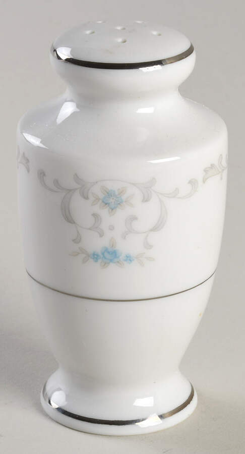 Heirloom Pepper Shaker by Fashion Royale-1
