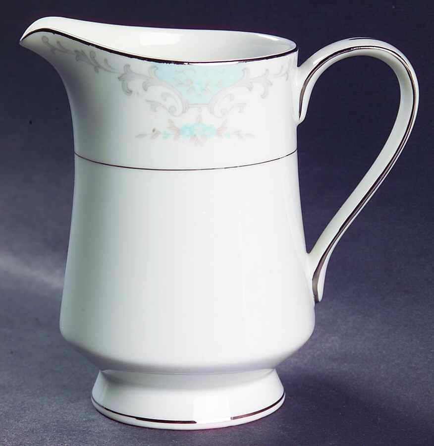 Heirloom Creamer by Fashion Royale-1