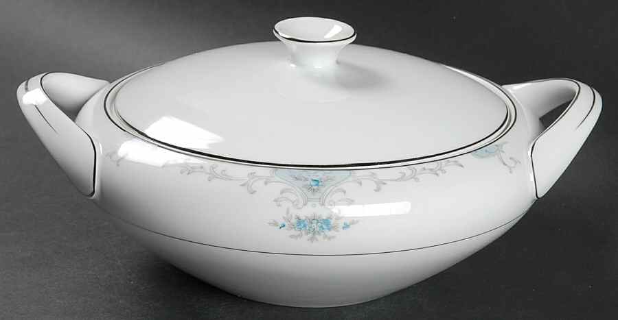 Heirloom Round Covered Vegetable by Fashion Royale-1