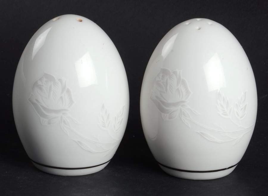 Remembrance Salt & Pepper Set by Fashion Royale-1