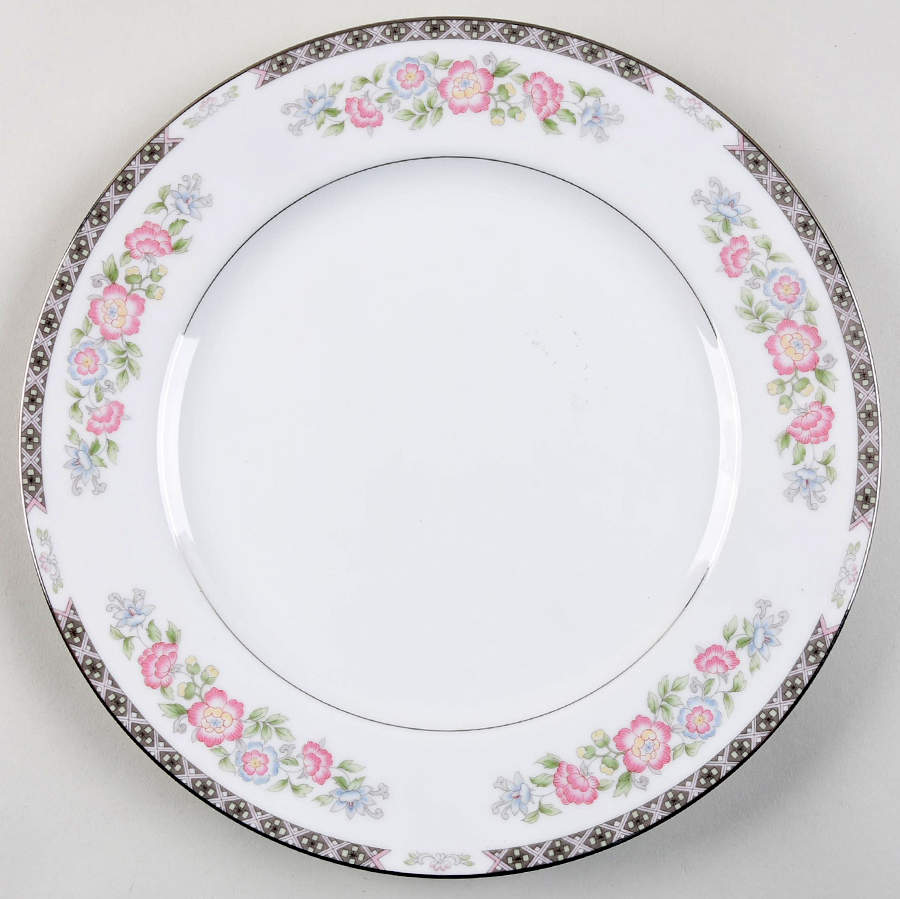 Rhapsody Dinner Plate by Fashion Royale-1