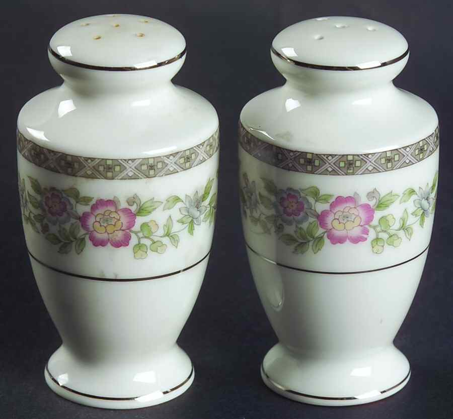 Rhapsody Salt & Pepper Set by Fashion Royale-1