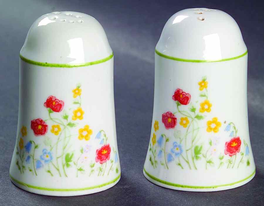 English Flowers Salt & Pepper Set by Favolina-Karolina-1