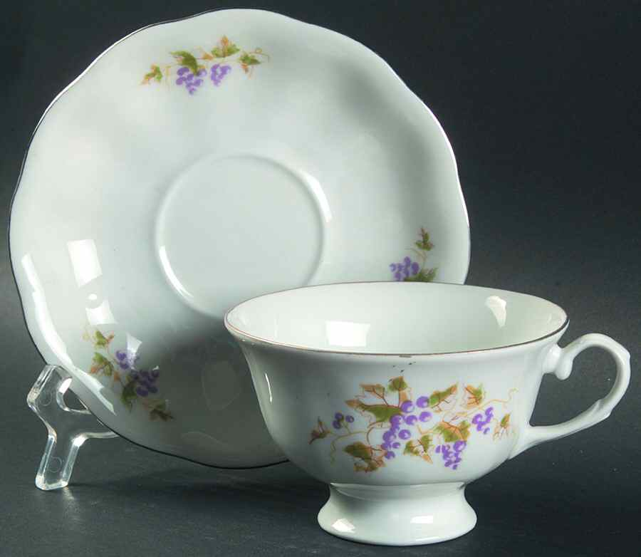 Ivy Footed Cup & Saucer Set by Favolina-Karolina-1