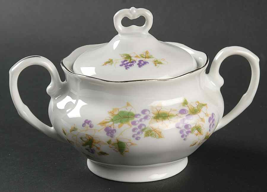 Ivy Sugar Bowl & Lid by Favolina-Karolina-1