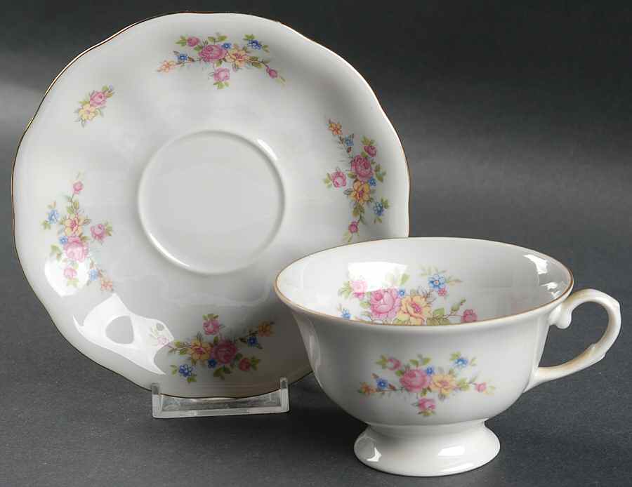 Garland Garlandia Footed Cup & Saucer Set by Favolina-Karolina-1