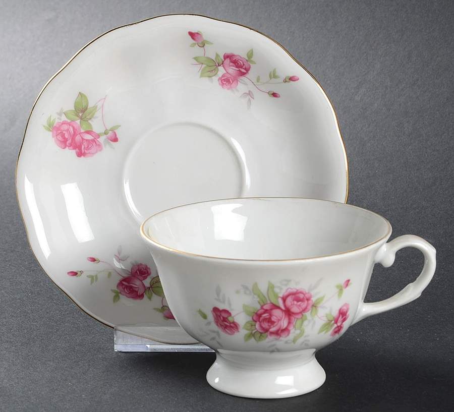 Rosebud Red Footed Cup & Saucer Set by Favolina-Karolina-1