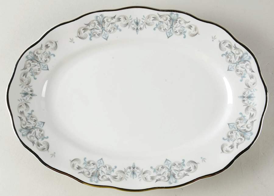Tempo (Scallop) 13" Oval Serving Platter by Favolina-Karolina-1