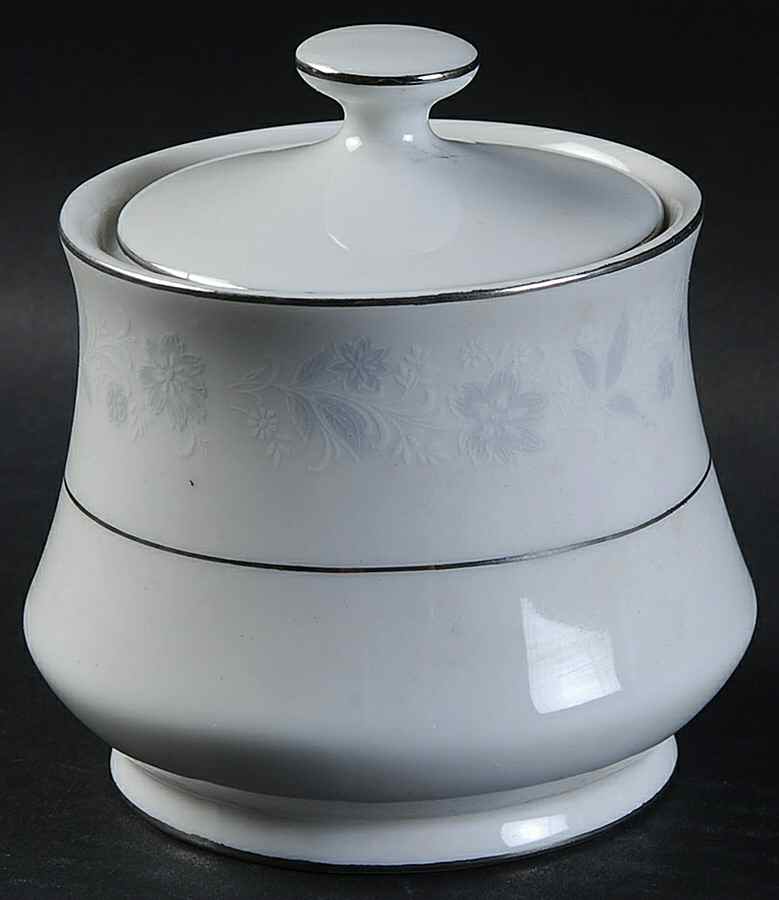 FCC50 Sugar Bowl & Lid by Fine China of China-1