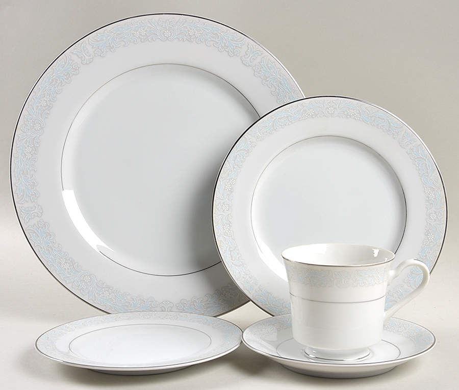 Bluedale 5 Piece Place Setting by Fine China of Japan-1