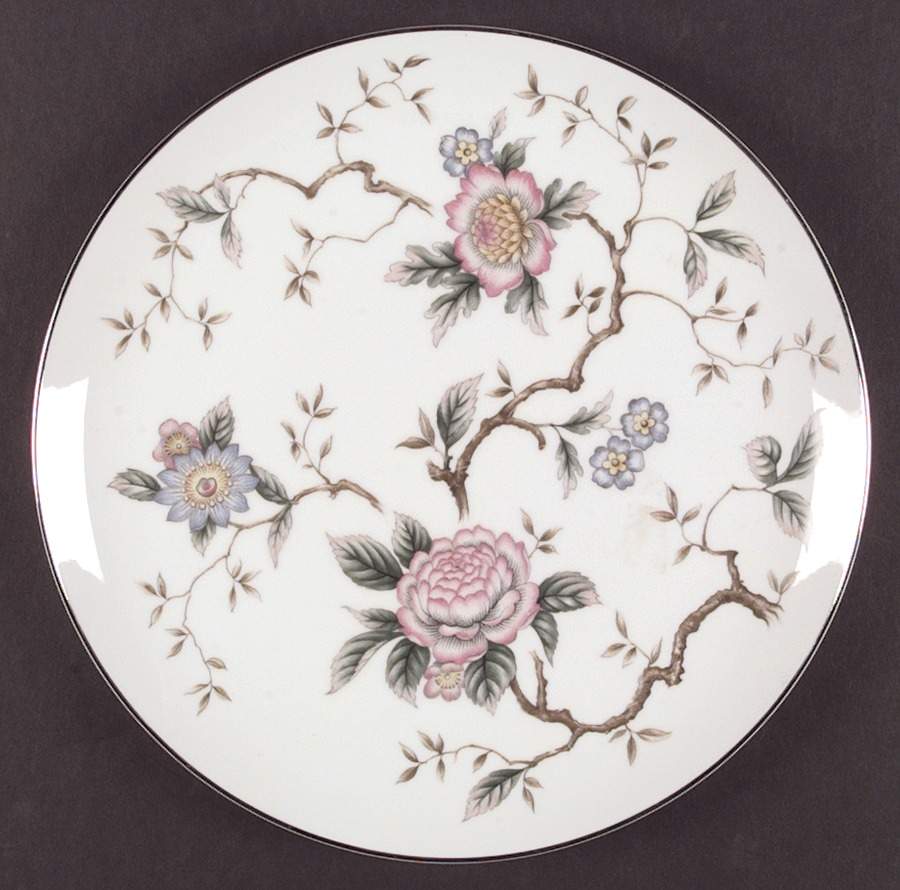 Chantilly Dinner Plate by Fine China of Japan-1