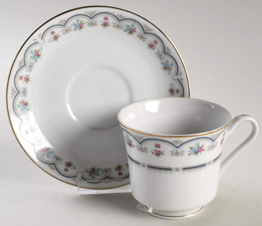 Chantilly Footed Cup & Saucer Set by Fine China of Japan-1