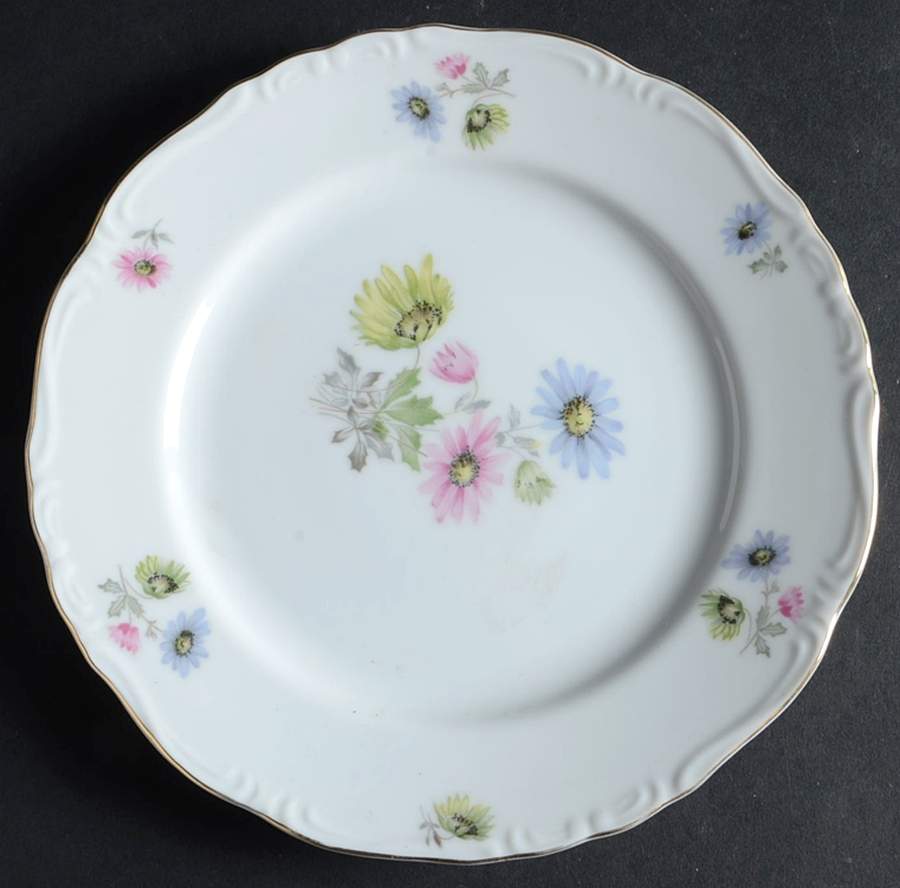 Daisy Salad Plate by Fine China of Japan-1