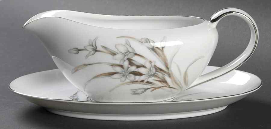 Eleanor Gravy Boat & Underplate by Fine China of Japan-1
