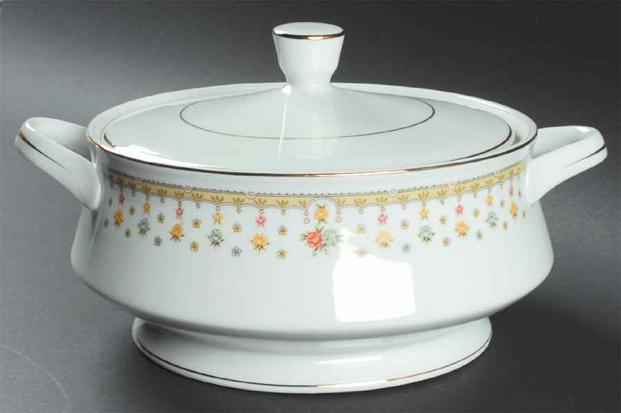 Garden Bouquet Round Covered Vegetable by Fine China of Japan-1