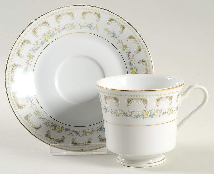 La Mancha Footed Cup & Saucer Set by Fine China of Japan-1