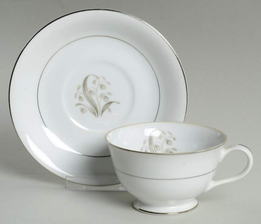 Lily of The Valley Footed Cup & Saucer Set by Fine China of Japan-1
