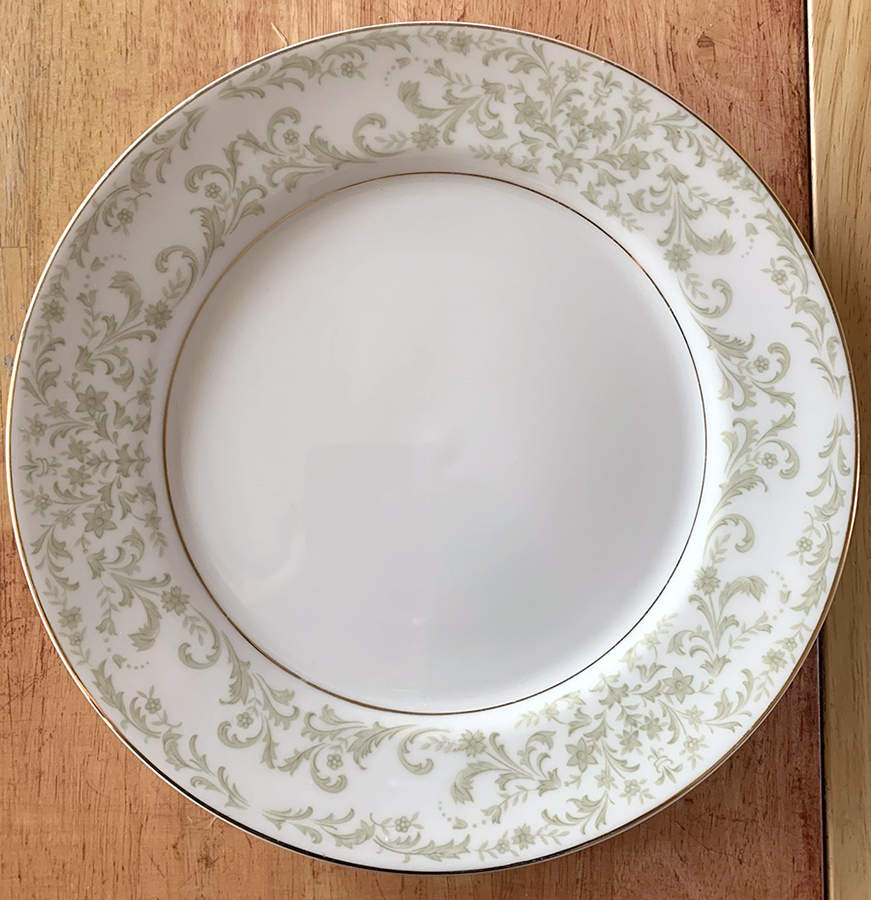Milburn Dinner Plate by Fine China of Japan-1