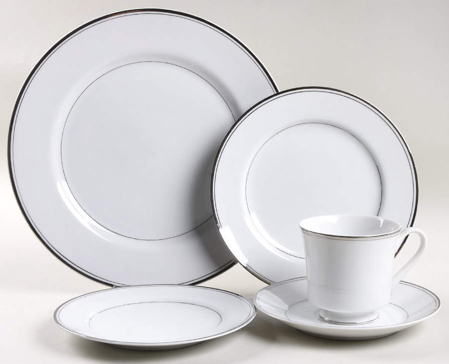 Simplicity 5 Piece Place Setting by Fine China of Japan-1