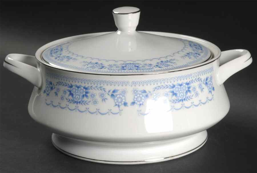Temptation Round Covered Vegetable by Fine China of Japan-1