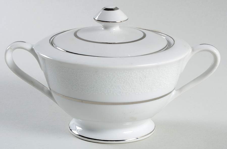 Valencia Sugar Bowl & Lid by Fine China of Japan-1