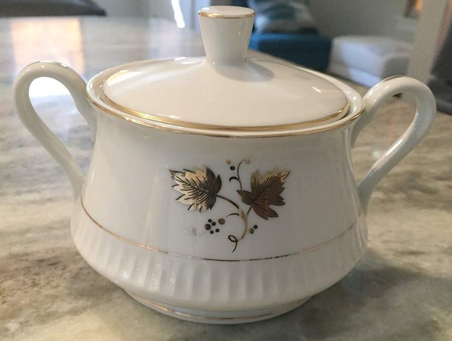 Vineyard Sugar Bowl & Lid by Fine China of Japan-1