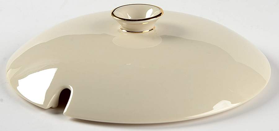 Classic Dignity Gold Lid for Round Vegetable by Fine Arts-1