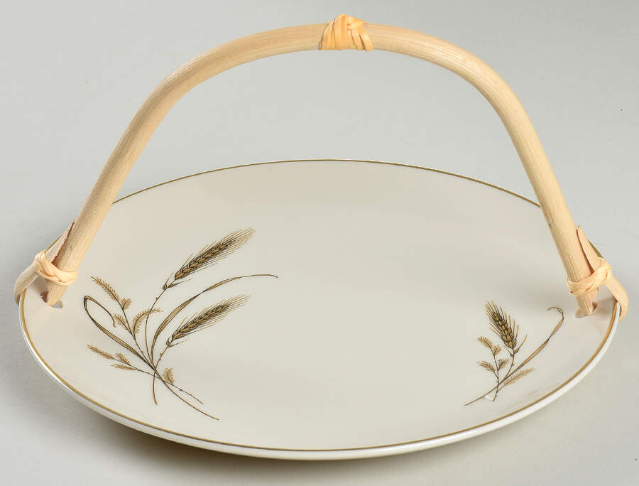 Golden Harvest 5 3/8"-5 5/8" Bamboo Handled Serving Plate  HC by Fine Arts-1